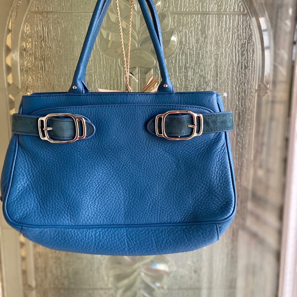 College F04 Cole Haan Leather Shoulder Handbag
